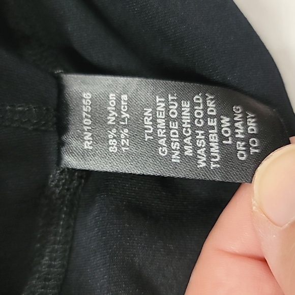 LOLA GETTS Hi-Rise Leggings - Black Rib Pattern Size Medium - Picture 8 of 8